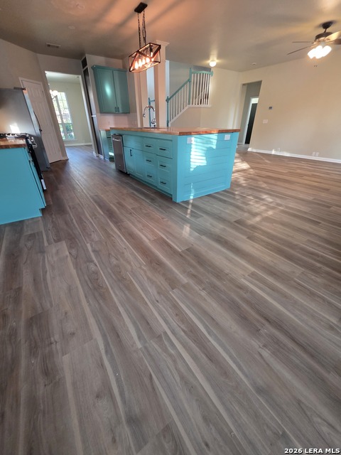 20907 Encino Ash Property Photo 13