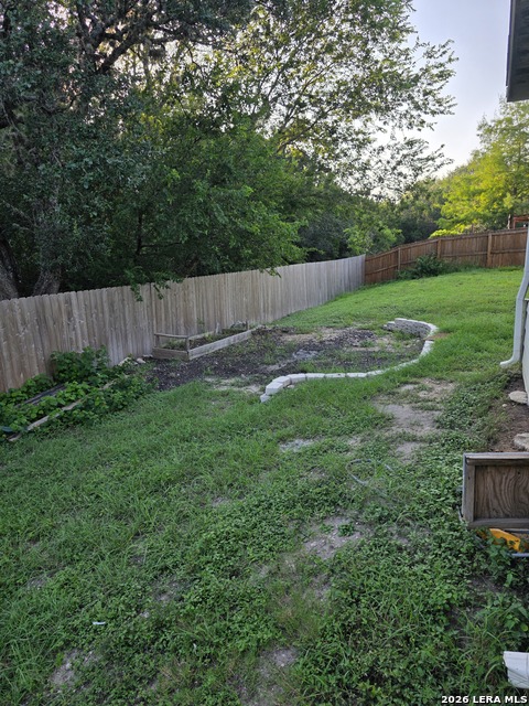 20907 Encino Ash Property Photo 36