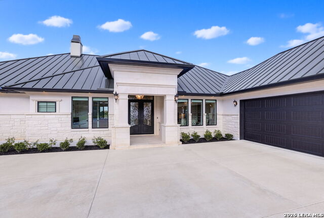 23706 High Gdn Property Photo 9