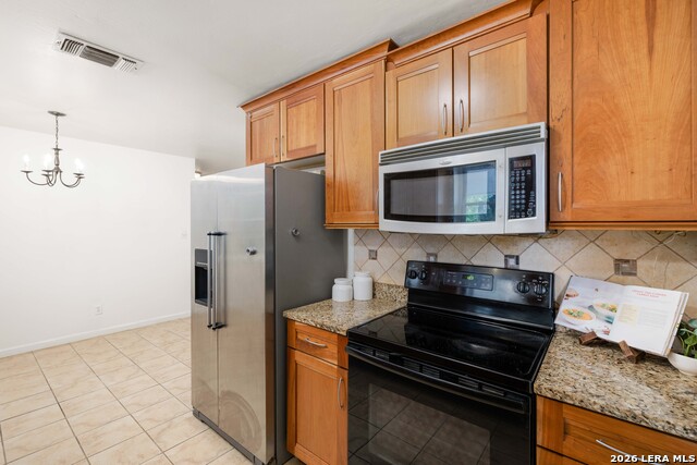 354-356 Bobolink Property Photo 6