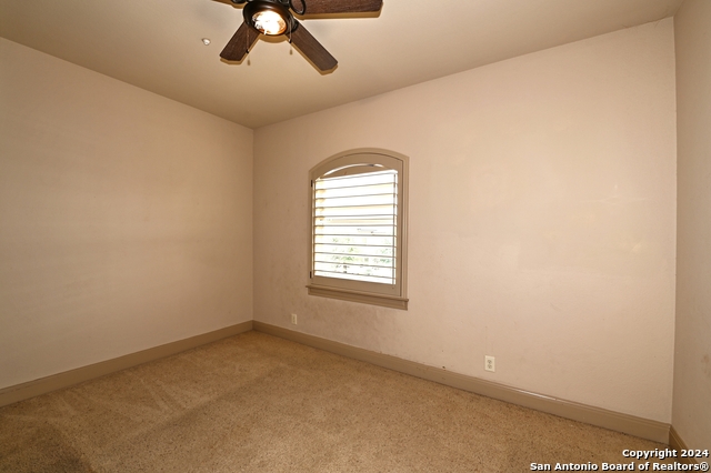30 Stone Hill Ct Property Photo 10