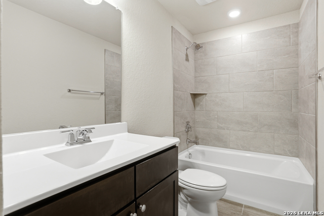 13926 Westbury Falls Property Photo 25