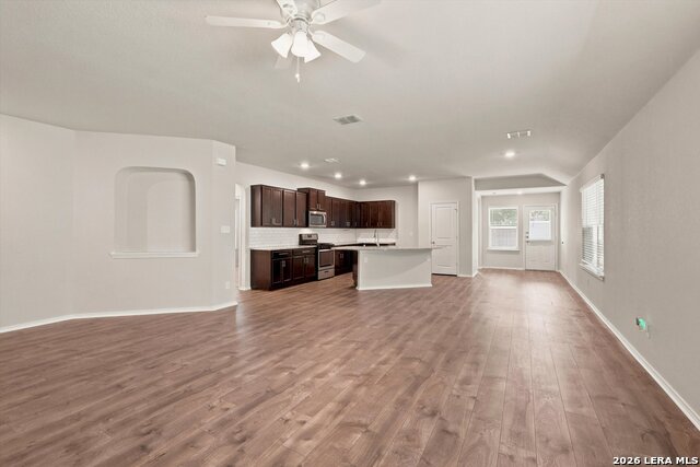 29517 Spring Copper Property Photo 4