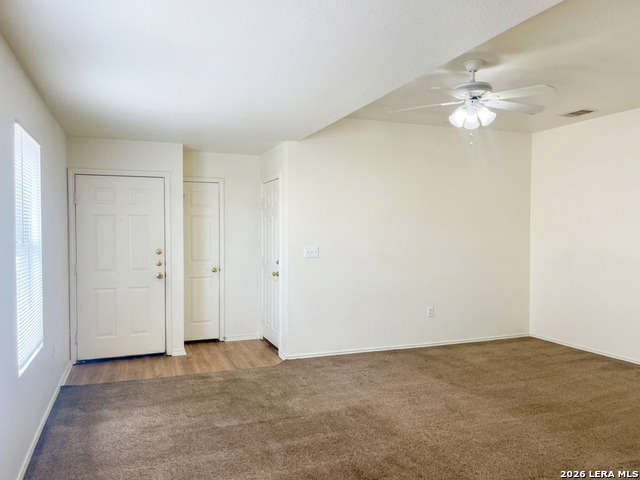 15418 Kamary Ln Property Photo 6