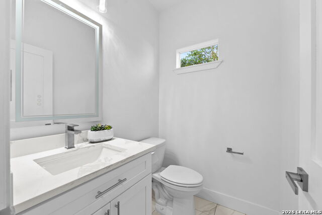 117 Carle Ave Property Photo 29