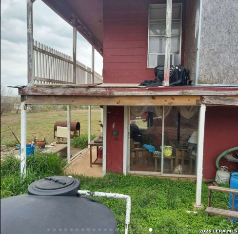 387 Mills Ranch Rd Property Photo 3