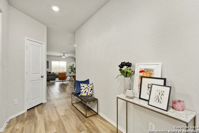 10674 Penelope Way Property Photo 3