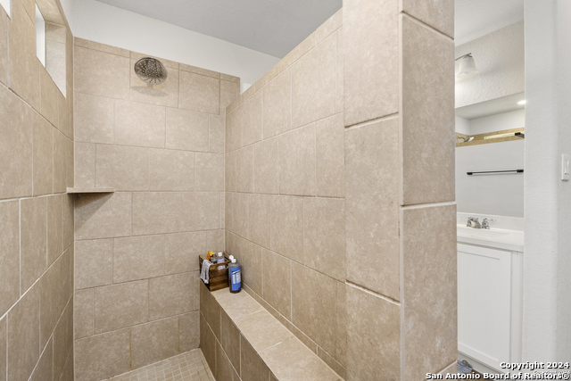 10674 Penelope Way Property Photo 12