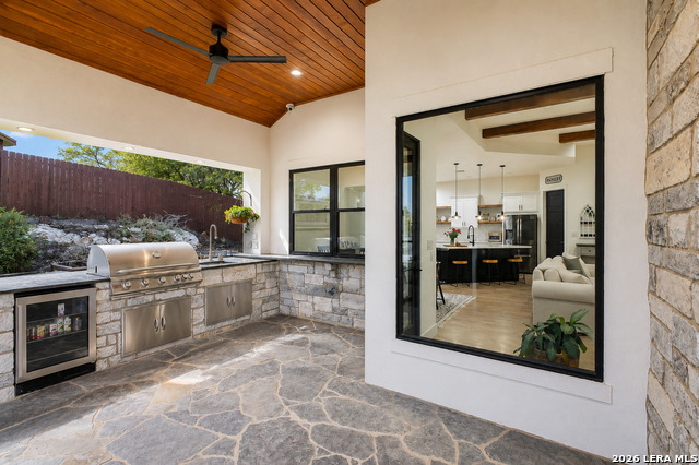 8304 Monument Oak Property Photo 37