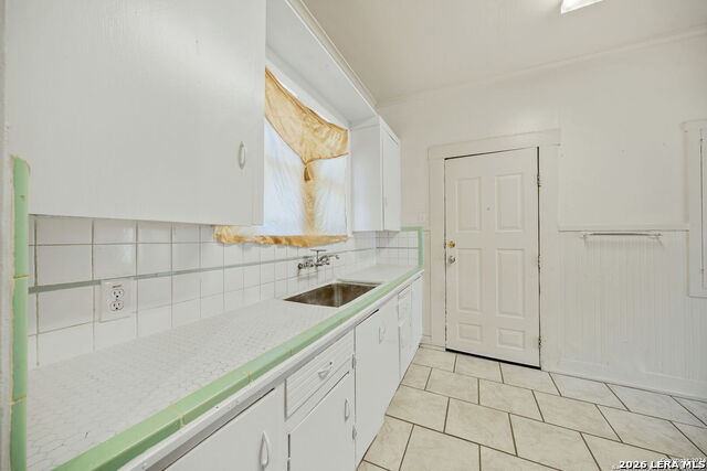 906 S Gevers St Property Photo 8