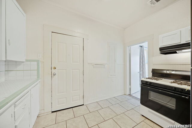 906 S Gevers St Property Photo 9