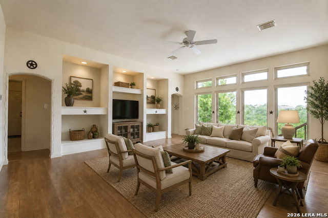 2140 Summit Crest Dr Property Photo 6