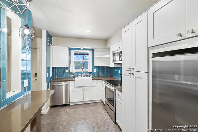 102 Ruelle Property Photo 5