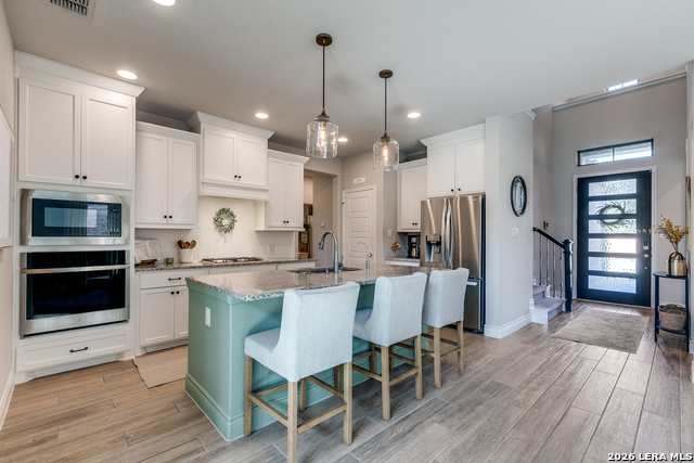 1022 Cadogan Squire Property Photo 6