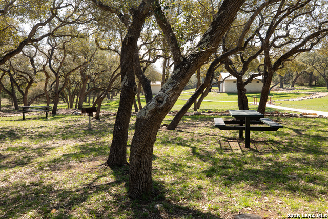 2610 River Way Property Photo 14