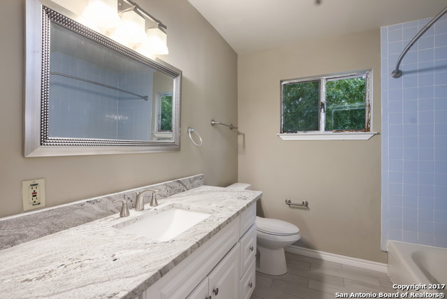 824 Terrell Rd Property Photo 16