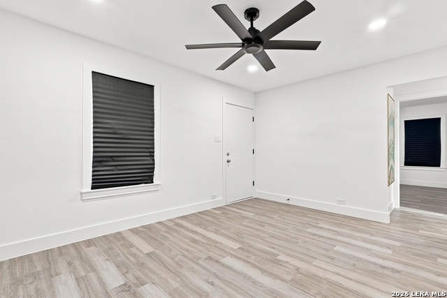 215 Westway Dr Property Photo 4