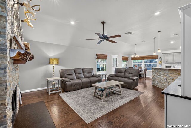 1009 Sandy Ridge Property Photo 8