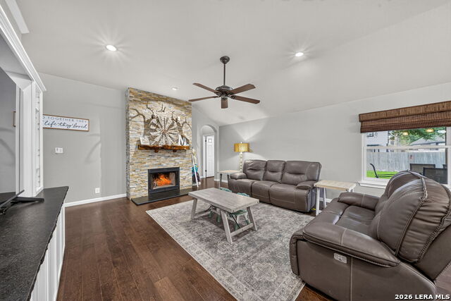 1009 Sandy Ridge Property Photo 9
