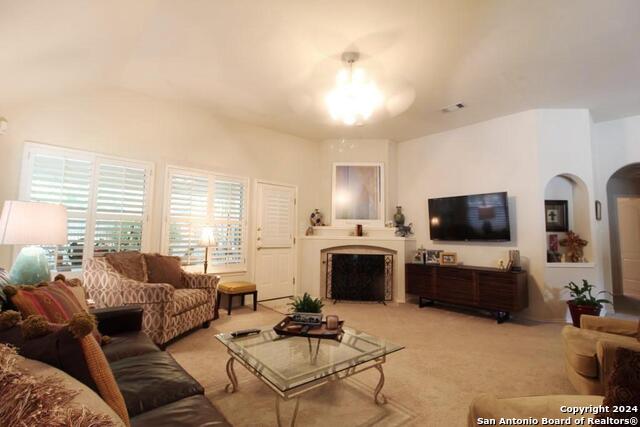 8 Dallari Ct Property Photo 8