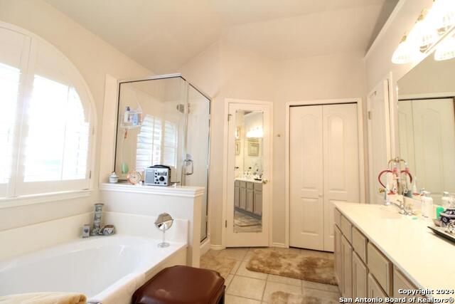 8 Dallari Ct Property Photo 12