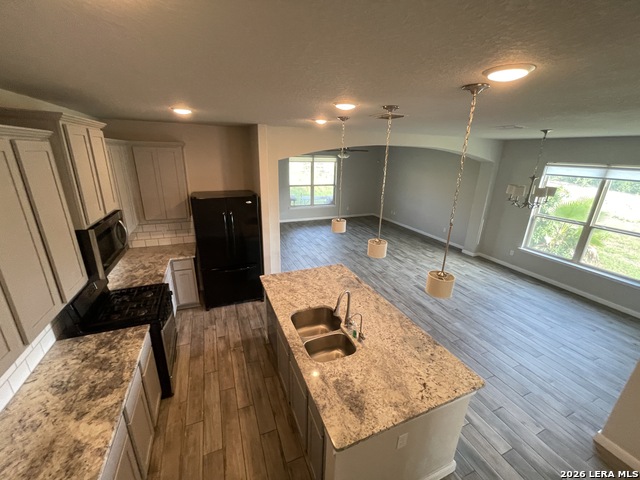 15306 Comanche Grv Property Photo 7