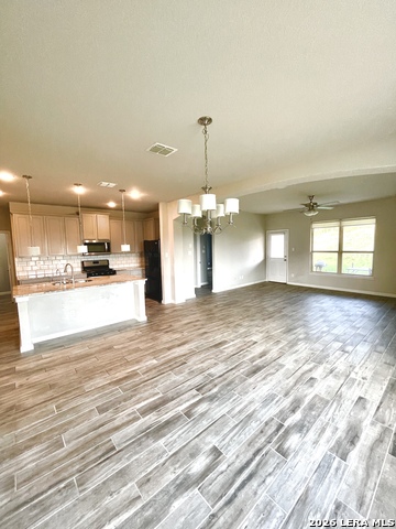 15306 Comanche Grv Property Photo 10
