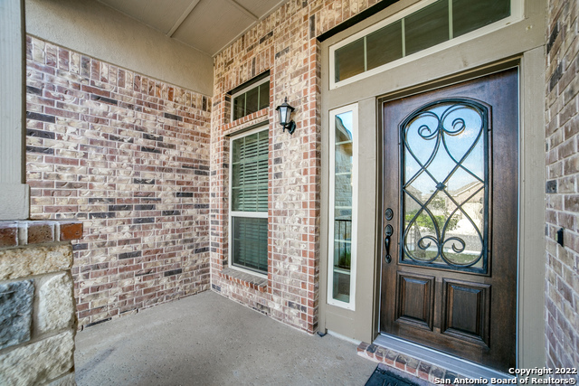 8916 Monument Parke Property Photo 4