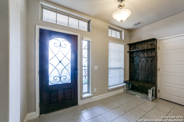 8916 Monument Parke Property Photo 5