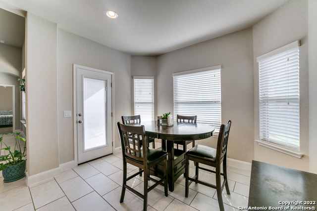 8916 Monument Parke Property Photo 14