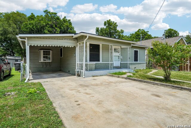 609 Taft Property Photo 2