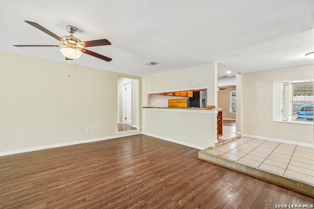 609 Taft Property Photo 5