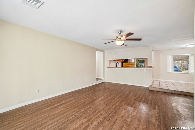 609 Taft Property Photo 6