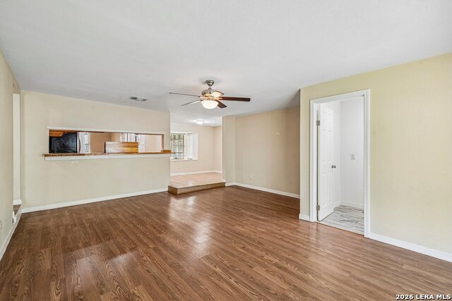 609 Taft Property Photo 7