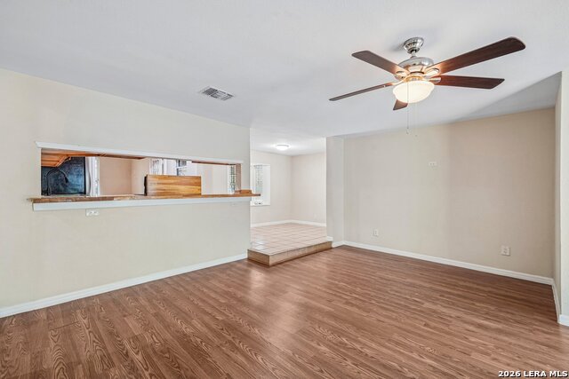 609 Taft Property Photo 8
