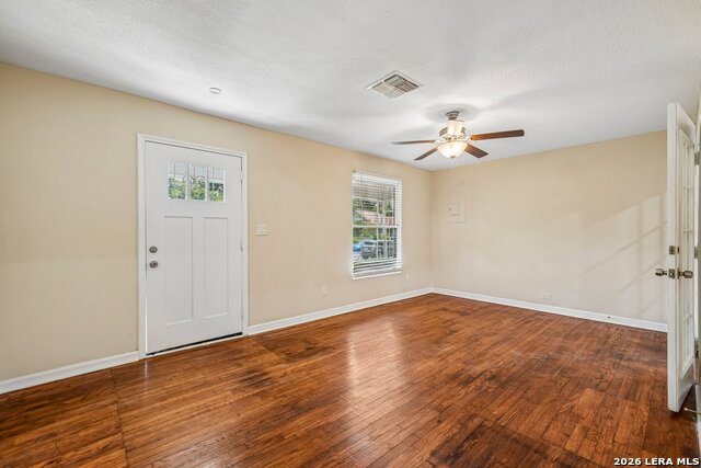 609 Taft Property Photo 15