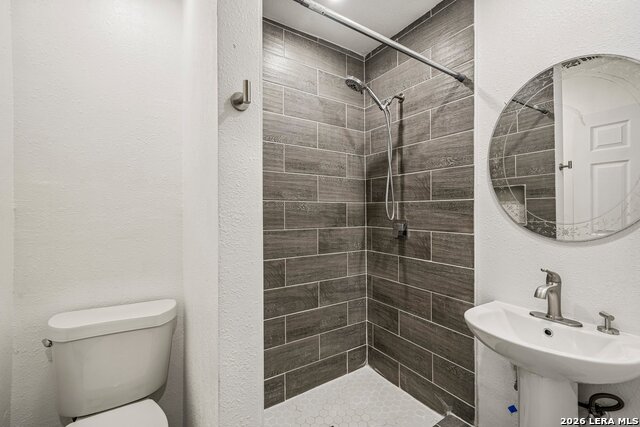 609 Taft Property Photo 18