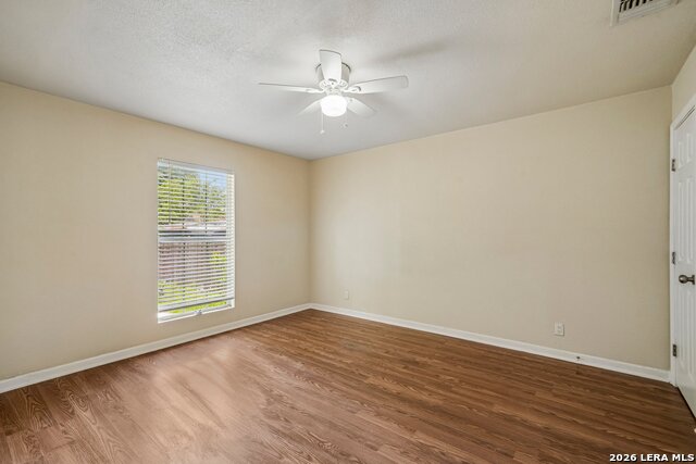 609 Taft Property Photo 30