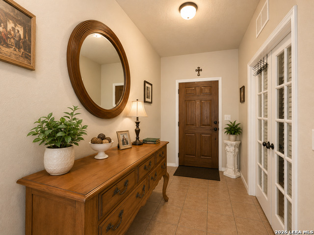 610 Trinity Mdw Property Photo 4