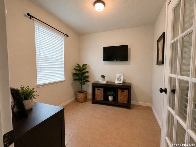 610 Trinity Mdw Property Photo 5