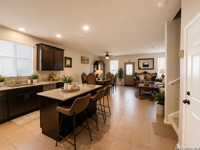 610 Trinity Mdw Property Photo 8