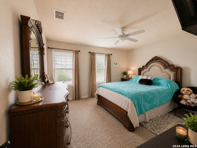 610 Trinity Mdw Property Photo 14