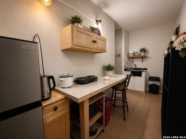 610 Trinity Mdw Property Photo 19