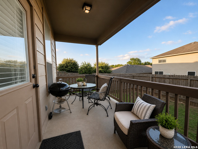 610 Trinity Mdw Property Photo 23