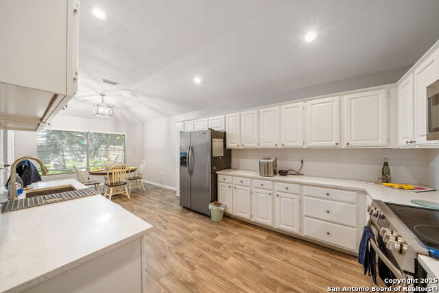 13511 Thessaly Property Photo 12