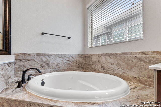 24011 Azul Dawn Property Photo 18