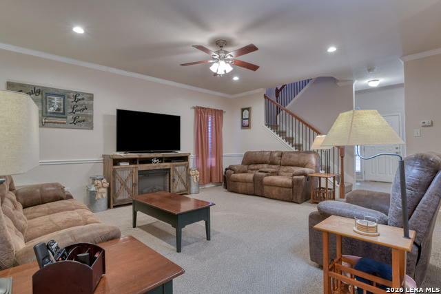 827 Point Cove Property Photo 5