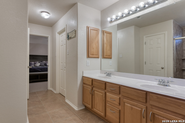 827 Point Cove Property Photo 29