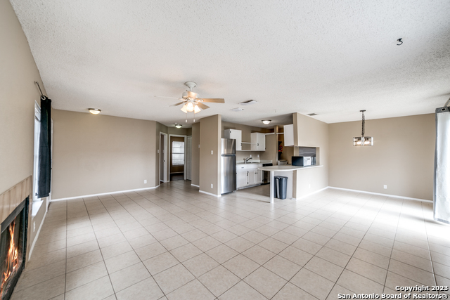6854 Arbor Springs Dr Property Photo 4
