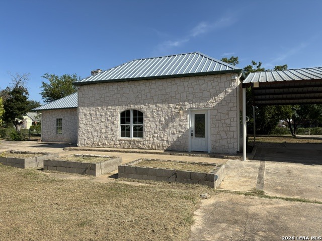 110 Tyler Ave Property Photo 1